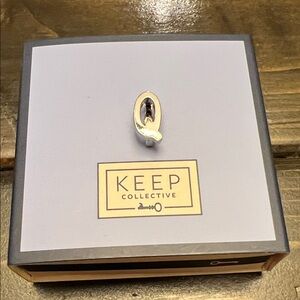 Stella & Dot Silver “Q” Charm